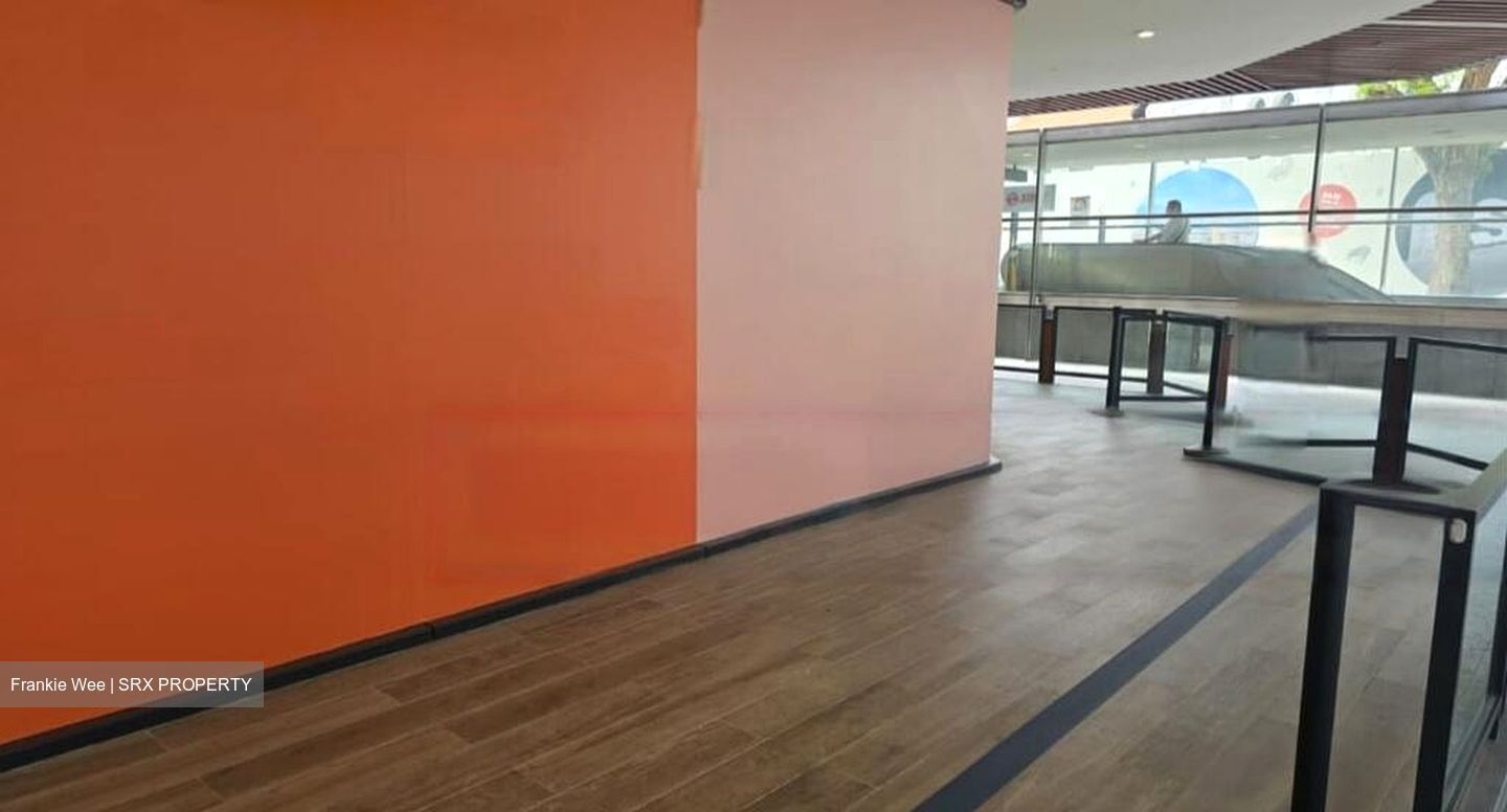 Bras Basah MRT (D7), Retail #473998711